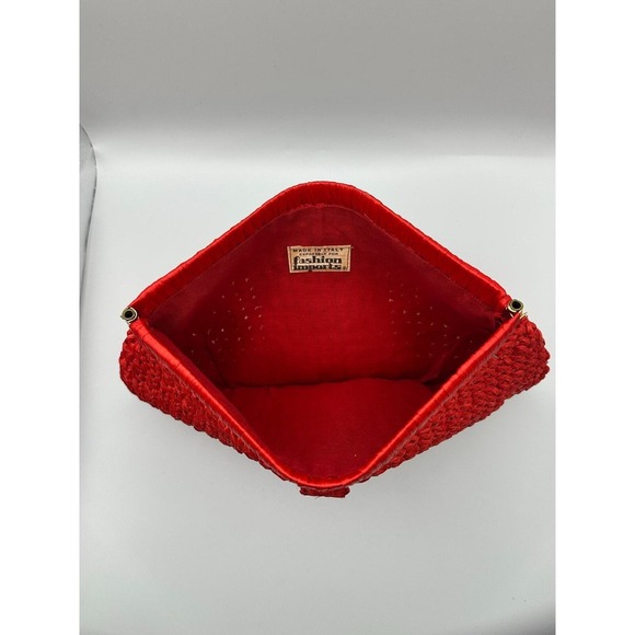 Fashion Imports Red Straw Clutch Made in Italy - Picture 5 of 7